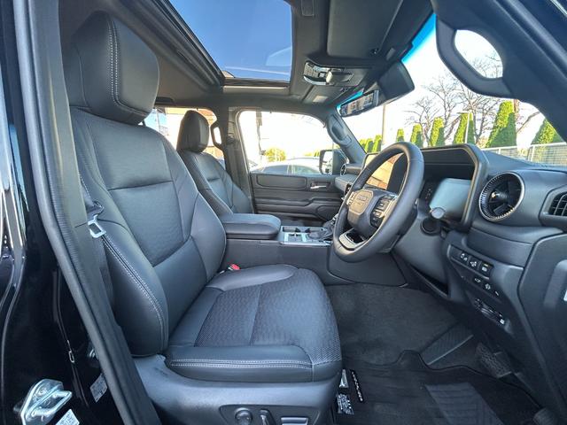 ランドクルーザー２５０ ＶＸ　Ｇｏｏ鑑定車　ワンオーナー　禁煙車　メーカー保証継承　ディーゼルターボ　トヨタセーフティセンス　ナビ　ＴＶ　Ｂｌｕｅｔｏｏｔｈ　全方面カメラ　ＥＴＣ２．０　サンルーフ　デジタルインナーミラー（10枚目）