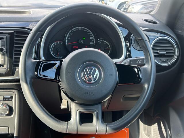 ザ・ビートル ビター　Ｇｏｏ鑑定車　保証付　２５０台限定車ビター　オートＨＩＤライト　クリアランスソナー　限定ホイール　プッシュスタートスイッチ　スマートキー２個　ナビ　ＴＶ　Ｂｌｕｅｔｏｏｔｈ　バックカメラ　ＥＴＣ（13枚目）