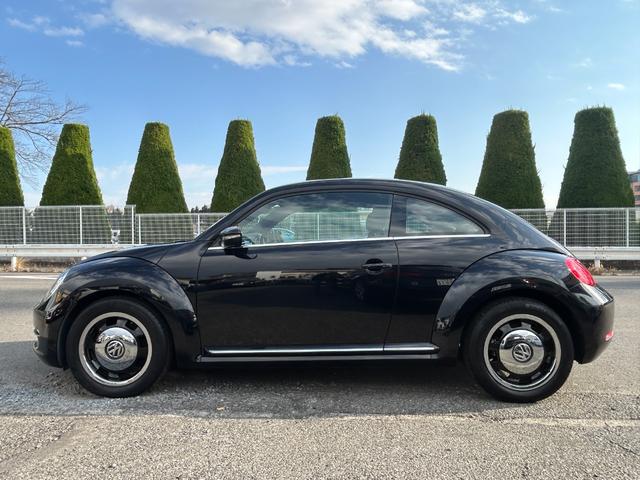 ザ・ビートル ビター　Ｇｏｏ鑑定車　保証付　２５０台限定車ビター　オートＨＩＤライト　クリアランスソナー　限定ホイール　プッシュスタートスイッチ　スマートキー２個　ナビ　ＴＶ　Ｂｌｕｅｔｏｏｔｈ　バックカメラ　ＥＴＣ（15枚目）