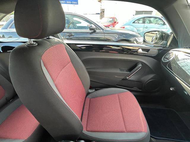 ザ・ビートル ビター　Ｇｏｏ鑑定車　保証付　２５０台限定車ビター　オートＨＩＤライト　クリアランスソナー　限定ホイール　プッシュスタートスイッチ　スマートキー２個　ナビ　ＴＶ　Ｂｌｕｅｔｏｏｔｈ　バックカメラ　ＥＴＣ（17枚目）