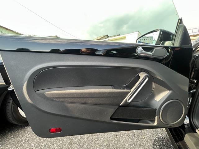 ザ・ビートル ビター　Ｇｏｏ鑑定車　保証付　２５０台限定車ビター　オートＨＩＤライト　クリアランスソナー　限定ホイール　プッシュスタートスイッチ　スマートキー２個　ナビ　ＴＶ　Ｂｌｕｅｔｏｏｔｈ　バックカメラ　ＥＴＣ（42枚目）