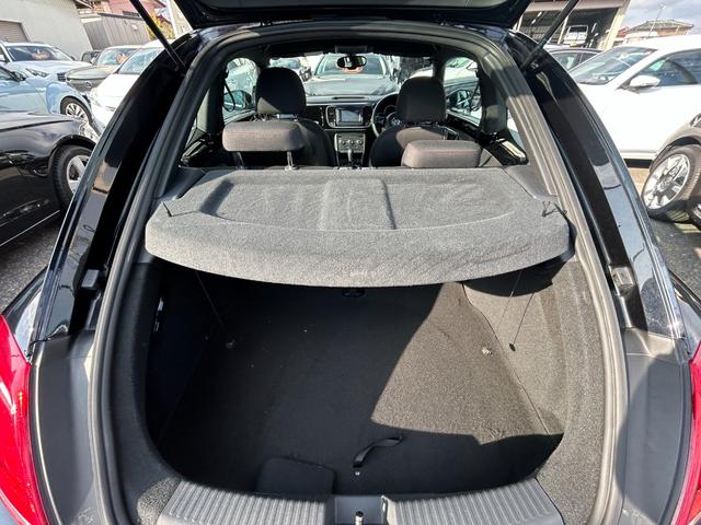 ザ・ビートル ビター　Ｇｏｏ鑑定車　保証付　２５０台限定車ビター　オートＨＩＤライト　クリアランスソナー　限定ホイール　プッシュスタートスイッチ　スマートキー２個　ナビ　ＴＶ　Ｂｌｕｅｔｏｏｔｈ　バックカメラ　ＥＴＣ（55枚目）