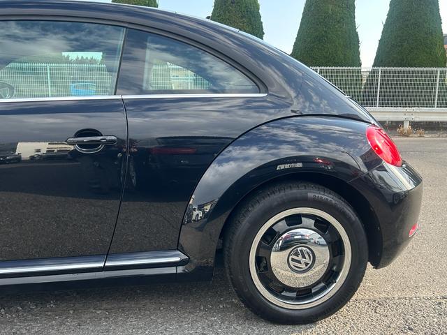 ザ・ビートル ビター　Ｇｏｏ鑑定車　保証付　２５０台限定車ビター　オートＨＩＤライト　クリアランスソナー　限定ホイール　プッシュスタートスイッチ　スマートキー２個　ナビ　ＴＶ　Ｂｌｕｅｔｏｏｔｈ　バックカメラ　ＥＴＣ（58枚目）