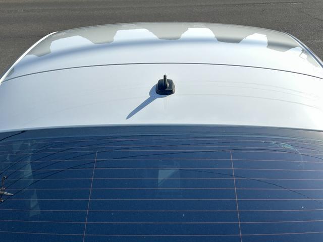 ザ・ビートル デザインレザーパッケージ Goo鑑定車 保証付 ヒーター付皮シート ナビ TV Bluetooth バックカメラ ETC キーレス2個 オートクルーズ RAYS19インチホイール ドラレコ前後 リアスポイラー(15枚目)