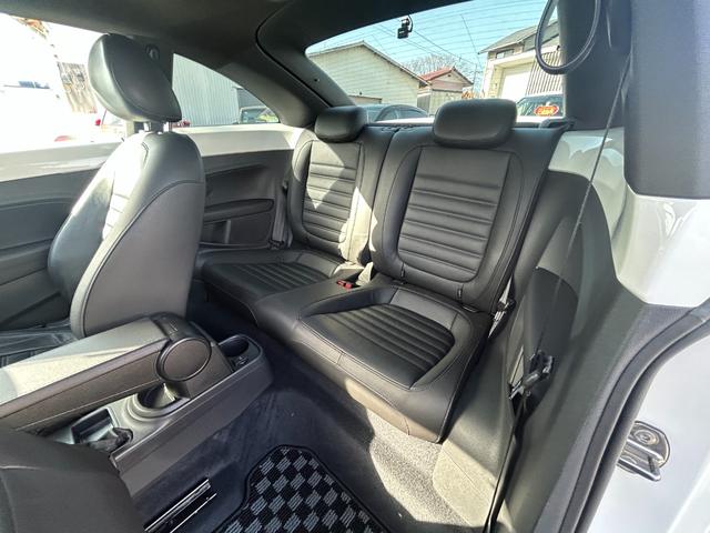 ザ・ビートル デザインレザーパッケージ Goo鑑定車 保証付 ヒーター付皮シート ナビ TV Bluetooth バックカメラ ETC キーレス2個 オートクルーズ RAYS19インチホイール ドラレコ前後 リアスポイラー(24枚目)