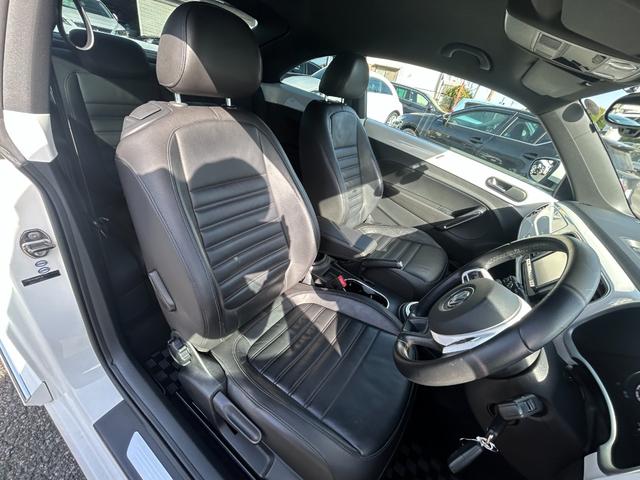 ザ・ビートル デザインレザーパッケージ Goo鑑定車 保証付 ヒーター付皮シート ナビ TV Bluetooth バックカメラ ETC キーレス2個 オートクルーズ RAYS19インチホイール ドラレコ前後 リアスポイラー(39枚目)