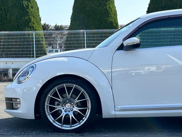 ザ・ビートル デザインレザーパッケージ Goo鑑定車 保証付 ヒーター付皮シート ナビ TV Bluetooth バックカメラ ETC キーレス2個 オートクルーズ RAYS19インチホイール ドラレコ前後 リアスポイラー(49枚目)