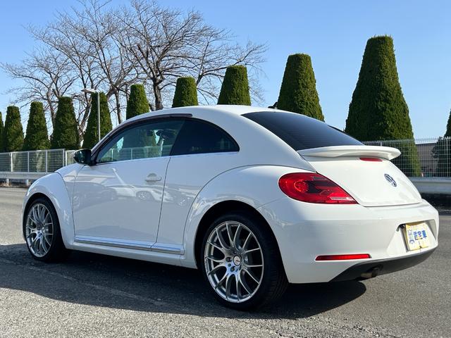 ザ・ビートル デザインレザーパッケージ Goo鑑定車 保証付 ヒーター付皮シート ナビ TV Bluetooth バックカメラ ETC キーレス2個 オートクルーズ RAYS19インチホイール ドラレコ前後 リアスポイラー(55枚目)