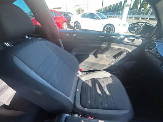 ザ・ビートル Ｒライン　Ｇｏｏ鑑定車　保証付　Ｒライン　純正ナビ　ＴＶ　Ｂｌｕｅｔｏｏｔｈ　ＥＴＣ　バックカメラ　ドラレコ　３連メーター　クルコン　クリアランスソナー　オートライト　ステアリングスイッチ　スマートキー（23枚目）