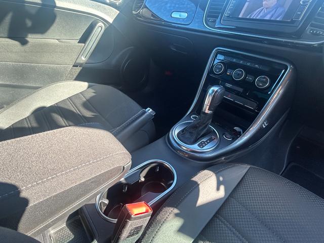 ザ・ビートル Ｒライン　Ｇｏｏ鑑定車　保証付　Ｒライン　純正ナビ　ＴＶ　Ｂｌｕｅｔｏｏｔｈ　ＥＴＣ　バックカメラ　ドラレコ　３連メーター　クルコン　クリアランスソナー　オートライト　ステアリングスイッチ　スマートキー（48枚目）