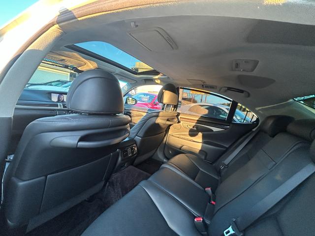 ＬＳ ＬＳ６００ｈ　バージョンＬ　ＧＯＯ鑑定車　保証１年付　サンルーフ　モデリスタスポイラー　ＯＰ１９インチホイール　ドラレコ　レーダー探知機　電動トランク　ステアリングヒーター　冷温風皮シート　ＴＶキット　スマートキー２個（68枚目）