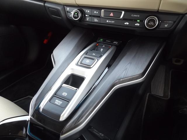 EX ホンダセンシング 8インチインターナビ フルセグTV Bカメラ ビルトインETC LEDオートライト シートヒーター パワーシート フロアマット ドアバイザー(11枚目)