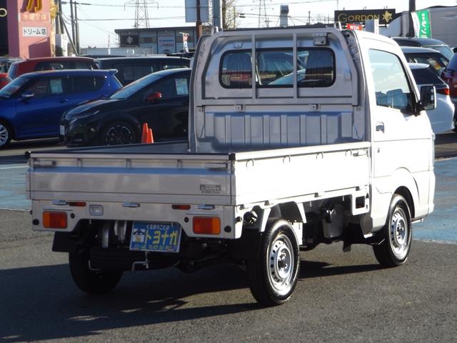 農繁スペシャル パートタイム4WD デフロック 5速マニュアル デュアルカメラブレーキサポート 前後誤発進抑制機能 エアコン パワステ パワーウィンド キーレスエントリー 荷台作業灯 オートハイビーム 車線逸脱警報(31枚目)