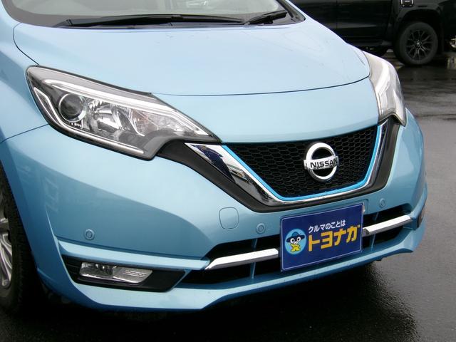 ノート ｅ－パワー　メダリスト　雹災凹み　純正フルセグＳＤナビ　アラウンドビューモニター　ＬＥＤオートライト　フォグランプ　コーナーセンサー　スマートルームミラー　ＥＴＣ　ドラレコ（7枚目）