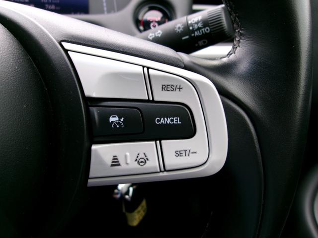 フィット ｅ：ＨＥＶホーム　雹災車　ナビ　バックカメラ　ホンダセンシング　ＬＥＤオートライト　オートハイビーム　パーキングソナー　ドラレコ　ハーフレザーシート　スマートキー（14枚目）