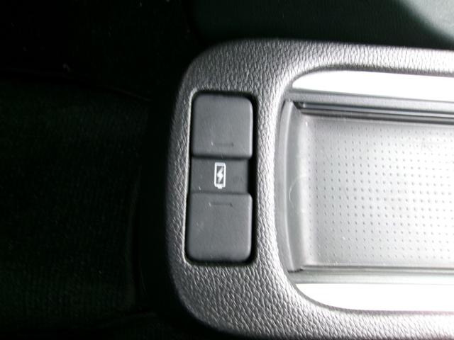 フィット ｅ：ＨＥＶホーム　雹災車　ナビ　バックカメラ　ホンダセンシング　ＬＥＤオートライト　オートハイビーム　パーキングソナー　ドラレコ　ハーフレザーシート　スマートキー（23枚目）