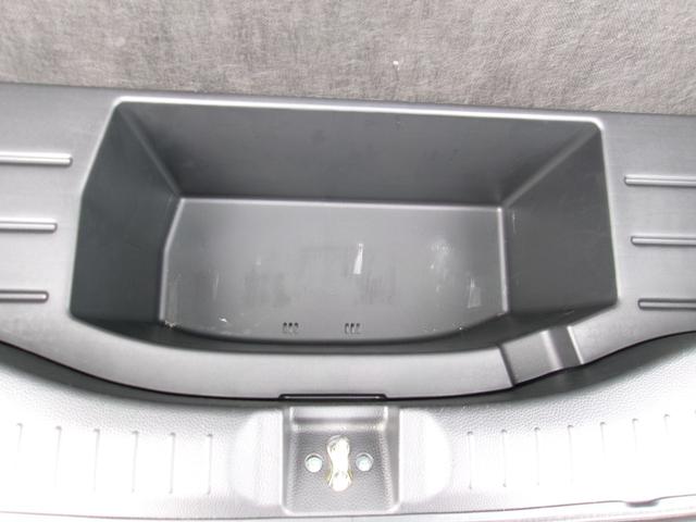 フィット ｅ：ＨＥＶホーム　雹災車　ナビ　バックカメラ　ホンダセンシング　ＬＥＤオートライト　オートハイビーム　パーキングソナー　ドラレコ　ハーフレザーシート　スマートキー（34枚目）