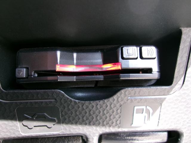 ルーミー カスタムＧ　雹災車　ナビ　バックカメラ　両席シートヒーター　アルミホイール　フォグランプ　ＬＥＤヘッドライト　スマートキー　トヨタセーフティセンス　アダクティブクルーズ　ビルトインＥＴＣ　両側電動スライドドア（19枚目）