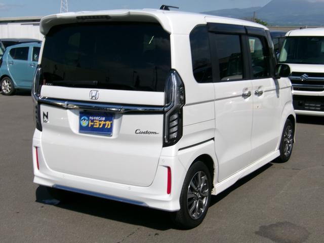 Ｎ－ＢＯＸカスタム Ｌ　雹災凹み　ワンオーナー　純正フルセグＳＤナビ　Ｂｌｕｅｔｏｏｔｈ　バックカメラ　ＬＥＤライト　パーキングソナー　ホンダセンシング　電子パーキング　前席セートヒーター　ビルトインＥＴＣ（4枚目）