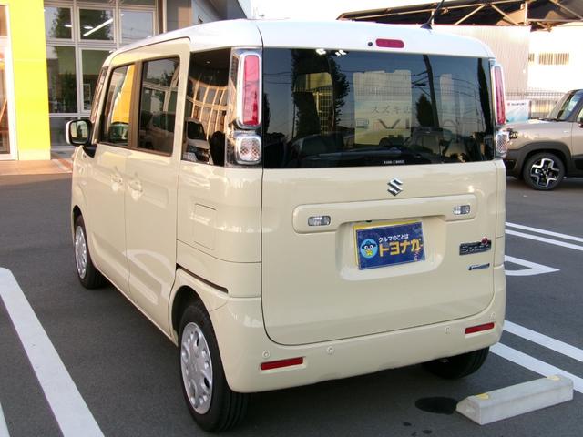スペーシア ハイブリッドＸ　雹害車　全方位モニター用カメラパッケージ　純正８インチフルセグＳＤナビ　デュアルカメラブレーキサポート　両側オートスライドドア　シートヒーター　ビルトインＥＴＣ　後退時ブレーキサポート　フロアイルミ（9枚目）