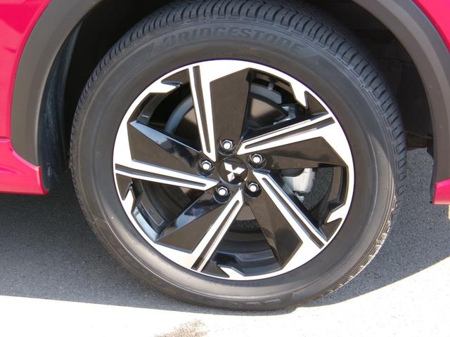 エクリプスクロスPHEV P ワンオーナー 8型フルセグSDナビ パノラミックビューモニター Bluetooth スタイリングパッケージ 2.0ETC パワーシート アダプティブクルーズコントロール コーナーセンサー ドラレコ前後(10枚目)