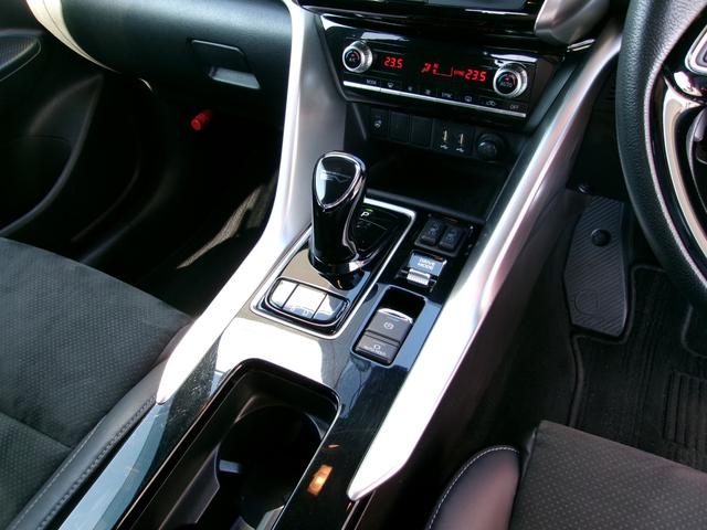 エクリプスクロスPHEV P ワンオーナー 8型フルセグSDナビ パノラミックビューモニター Bluetooth スタイリングパッケージ 2.0ETC パワーシート アダプティブクルーズコントロール コーナーセンサー ドラレコ前後(22枚目)