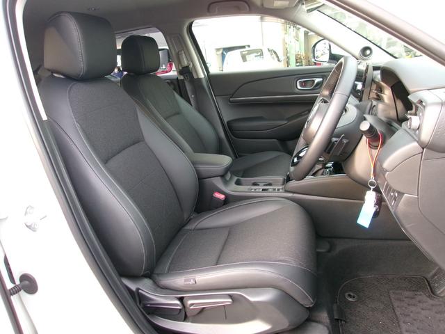 ヴェゼル e:HEV Z ナビ TV マルチビューカメラ BLuetooth接続 ステアリングヒーター 両席シートヒーター ハーフレザーシート LED CMBS アダクティブクルーズ ETC2.0 パワーバックドア(11枚目)