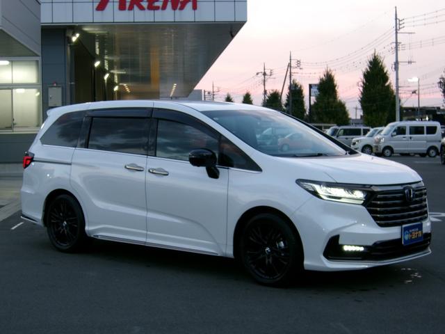 オデッセイハイブリッド e:HEVアブソルート・EXブラックエディション 11.4インチホンダkポネクトナビ フルセグ マルチビューカメラ ホンダセンシング 両側パワスライドドア パワーバックドア LEDオートライト パーキングソナー ヒーター付黒革パワーシート(8枚目)