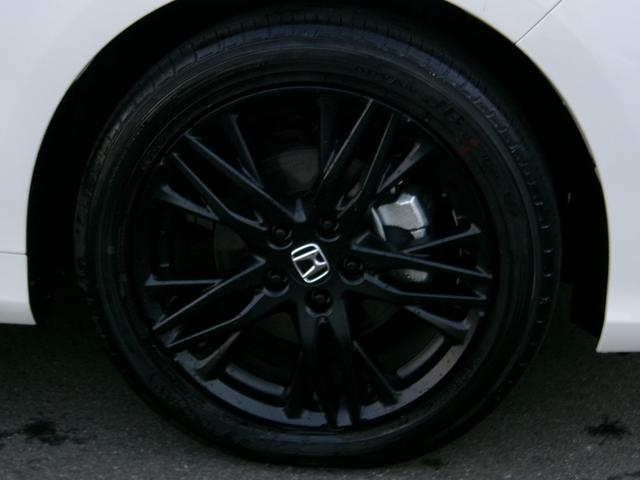 オデッセイハイブリッド e:HEVアブソルート・EXブラックエディション 11.4インチホンダkポネクトナビ フルセグ マルチビューカメラ ホンダセンシング 両側パワスライドドア パワーバックドア LEDオートライト パーキングソナー ヒーター付黒革パワーシート(9枚目)