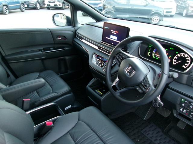 オデッセイハイブリッド e:HEVアブソルート・EXブラックエディション 11.4インチホンダkポネクトナビ フルセグ マルチビューカメラ ホンダセンシング 両側パワスライドドア パワーバックドア LEDオートライト パーキングソナー ヒーター付黒革パワーシート(30枚目)