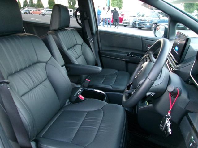 オデッセイハイブリッド e:HEVアブソルート・EXブラックエディション 11.4インチホンダkポネクトナビ フルセグ マルチビューカメラ ホンダセンシング 両側パワスライドドア パワーバックドア LEDオートライト パーキングソナー ヒーター付黒革パワーシート(31枚目)