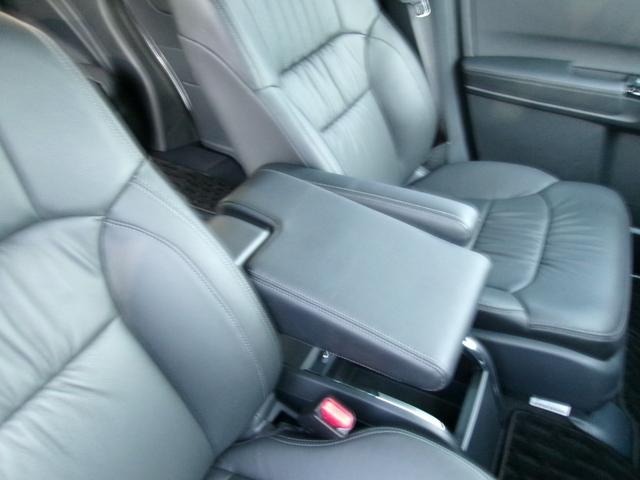 オデッセイハイブリッド e:HEVアブソルート・EXブラックエディション 11.4インチホンダkポネクトナビ フルセグ マルチビューカメラ ホンダセンシング 両側パワスライドドア パワーバックドア LEDオートライト パーキングソナー ヒーター付黒革パワーシート(34枚目)