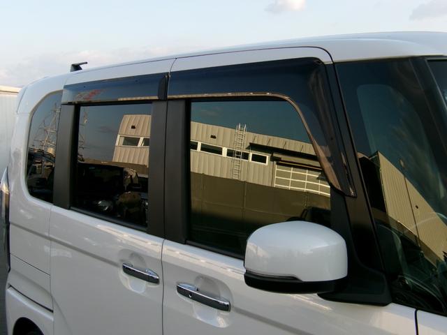 N-BOXカスタム Lターボ 雹害車 ワンオーナー 8インチプレミアムインターナビ フルセグTV バックカメラ 両側パワースライドドア ホンダセンシング LEDオートライト パーキングソナー シートヒーター付きコンビシート(7枚目)