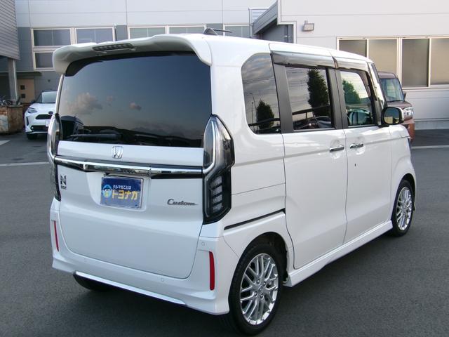 N-BOXカスタム Lターボ 雹害車 ワンオーナー 8インチプレミアムインターナビ フルセグTV バックカメラ 両側パワースライドドア ホンダセンシング LEDオートライト パーキングソナー シートヒーター付きコンビシート(9枚目)