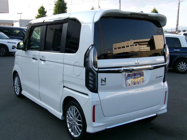 N-BOXカスタム Lターボ 雹害車 ワンオーナー 8インチプレミアムインターナビ フルセグTV バックカメラ 両側パワースライドドア ホンダセンシング LEDオートライト パーキングソナー シートヒーター付きコンビシート(11枚目)