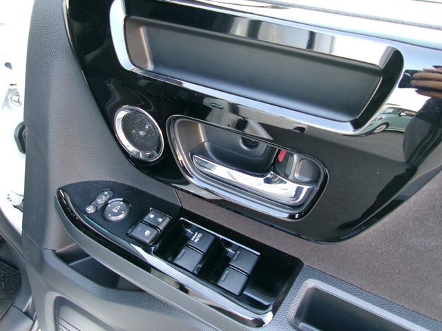 N-BOXカスタム Lターボ 雹害車 ワンオーナー 8インチプレミアムインターナビ フルセグTV バックカメラ 両側パワースライドドア ホンダセンシング LEDオートライト パーキングソナー シートヒーター付きコンビシート(14枚目)