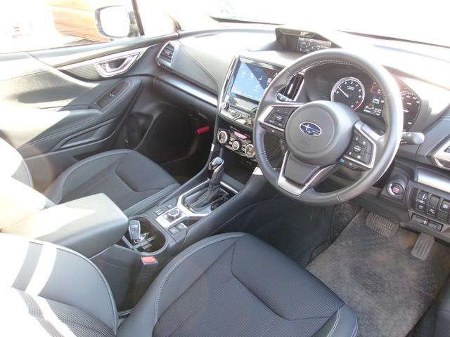 フォレスター ツーリング　アイサイト　ハーフレザーシート　ドライブレコーダー前後　両側パワーシート　フォグランプ　８インチナビ　フルセグテレビ　両席シートヒーター　ＥＴＣ　ワンオーナー　純正１７インチアルミホイール　ＬＥＤ（18枚目）