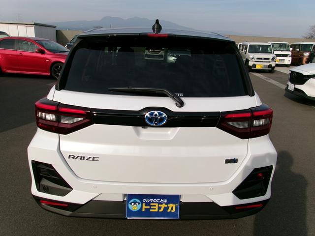 ライズ Ｚ　ＢＳＭ　ＲＣＴＡ　ディスプレイオーディオパッケージ　パノラミックビューモニター　ビルトインＥＴＣ２．０　ＬＥＤヘッドライト　フォグランプ　フロアマット　ステアリングスイッチ　トヨタセーフティセンス（6枚目）