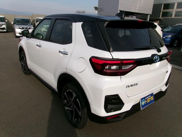 ライズ Ｚ　ＢＳＭ　ＲＣＴＡ　ディスプレイオーディオパッケージ　パノラミックビューモニター　ビルトインＥＴＣ２．０　ＬＥＤヘッドライト　フォグランプ　フロアマット　ステアリングスイッチ　トヨタセーフティセンス（7枚目）