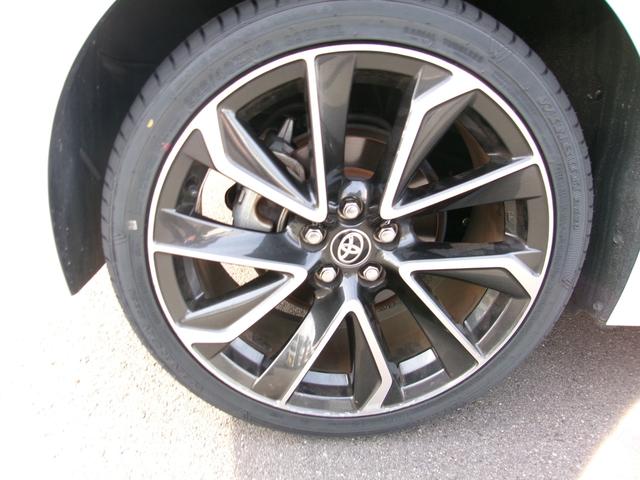 カローラスポーツ ハイブリッドG Z ディスプレイオーディオプラス バックカメラ ETC 純正18インチアルミホイール コーナーセンサー クルーズコントロール フォグランプ タイヤ4本新品 LEDヘッドライト トヨタセーフティセンス(11枚目)