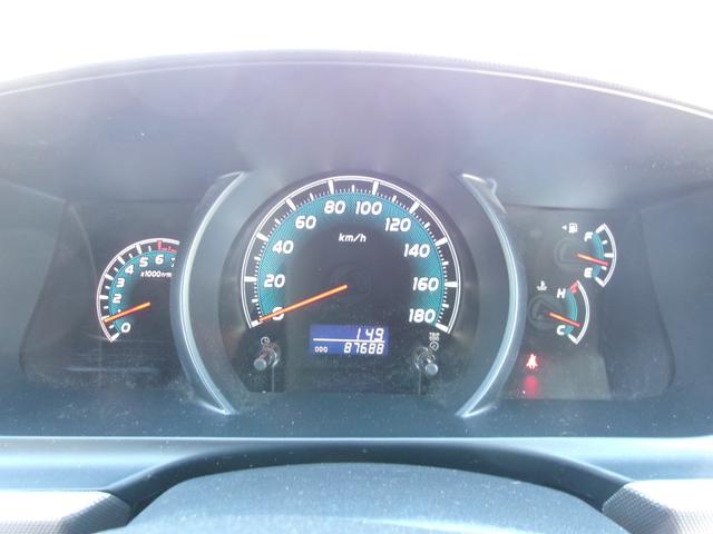 ハイエースバン 7インチナビ ワンセグ バックカメラ ドアバイザー オートエアコン キーレス HIDヘッドライト フォグランプ ETC コンセント ベッドキット 雹害車(13枚目)