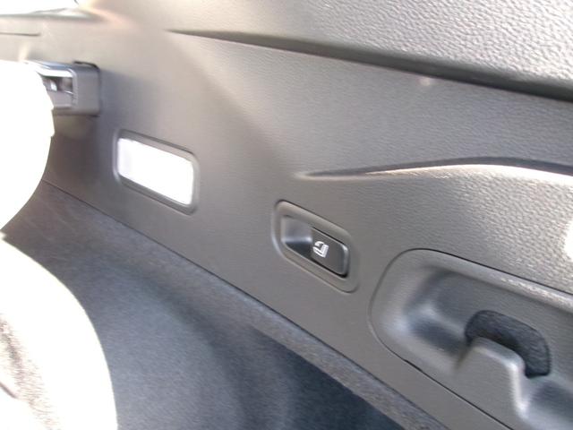 レヴォーグ レイバック リミテッドEX メーカーナビ 全方位カメラ レザーシート シートヒーター パワーシート パワーバックドア LEDオートライト アイサイト パドルシフト(16枚目)