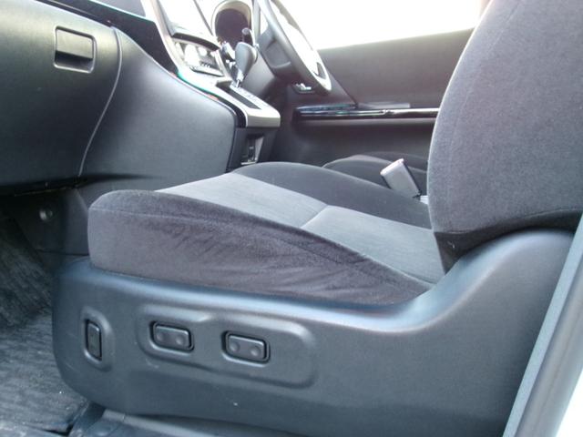 ヴェルファイア ２．４Ｚ　ウェルキャブ　ワンオーナー　ＴＲＤフロントリップ、リアアンダースポイラー　純正８型フルセグＳＤナビ　バックカメラ　Ｂｌｕｅｔｏｏｔｈ　フォグランプ　ビルトンＥＴＣ　コーナーセンサー　リアコーナーセンサー　ＨＩＤ（17枚目）