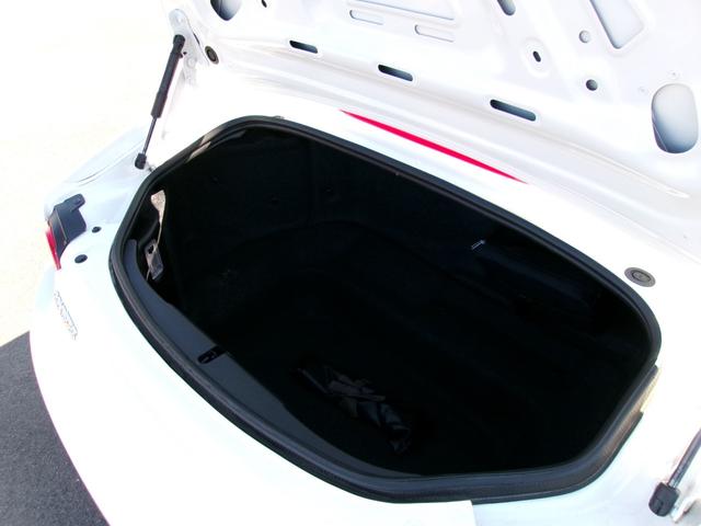 ロードスター ＲＳ　ワンオーナー　純正オートエグゼエアロ　ＢＯＳＥサウンドシステム　マツダコネクト　ＬＥＤオートライト　レカロシート　純正１６インチＡＷ　ＥＴＣ　コーナーセンサー　ＡＣＣ　Ｂｌｕｅｔｏｏｔｈ（32枚目）