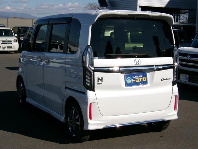 Ｎ－ＢＯＸカスタム Ｌ　雹害車　ワンオーナー　純正インターナビ　フルセグＴＶ　バックカメラ　ナビ連動前後ドラレコ　ホンダセンシング　パワースライドドア　ＬＥＤオートライト　パーキングソナー　シートヒーター（6枚目）