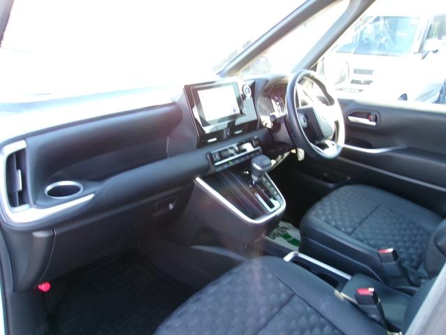 ヴォクシー ハイブリッドS-Z 雹害車 8型ナビ Bluetooth バックカメラ ドライブレコーダー 100V電源 LEDオートライト ビルトインETC 前席シートヒーター アダプティブクルーズコントロール コーナーソナー(10枚目)