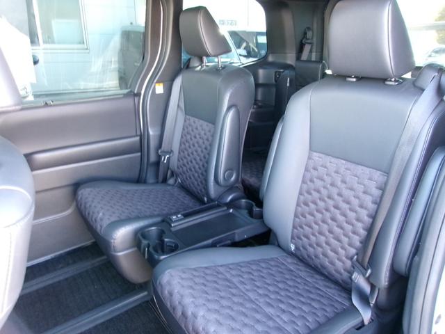 ヴォクシー ハイブリッドS-Z 雹害車 8型ナビ Bluetooth バックカメラ ドライブレコーダー 100V電源 LEDオートライト ビルトインETC 前席シートヒーター アダプティブクルーズコントロール コーナーソナー(12枚目)
