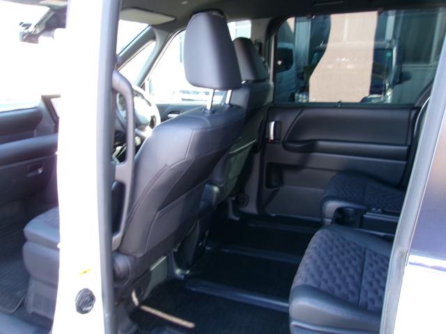 ヴォクシー ハイブリッドS-Z 雹害車 8型ナビ Bluetooth バックカメラ ドライブレコーダー 100V電源 LEDオートライト ビルトインETC 前席シートヒーター アダプティブクルーズコントロール コーナーソナー(13枚目)