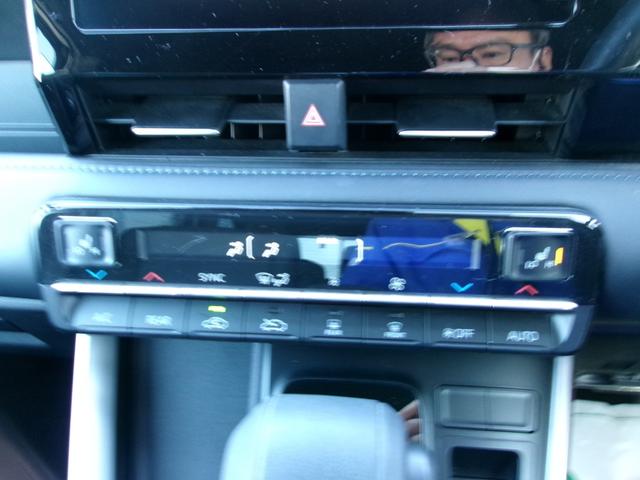 ヴォクシー ハイブリッドS-Z 雹害車 8型ナビ Bluetooth バックカメラ ドライブレコーダー 100V電源 LEDオートライト ビルトインETC 前席シートヒーター アダプティブクルーズコントロール コーナーソナー(31枚目)