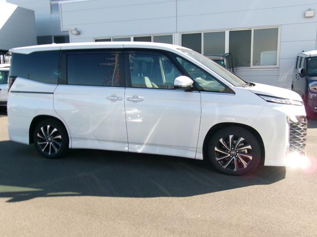 ヴォクシー ハイブリッドS-Z 雹害車 8型ナビ Bluetooth バックカメラ ドライブレコーダー 100V電源 LEDオートライト ビルトインETC 前席シートヒーター アダプティブクルーズコントロール コーナーソナー(38枚目)